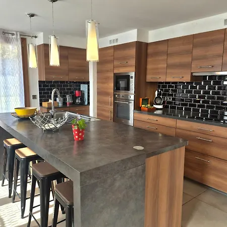 בקתה Avec Jacuzzi, Billard, Jardin Clos, Proche Paradiski