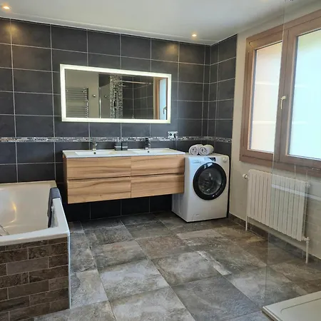 בקתה Avec Jacuzzi, Billard, Jardin Clos, Proche Paradiski *