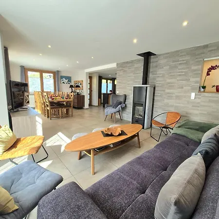 Des Ours & - Paradiski Chalet La Plagne